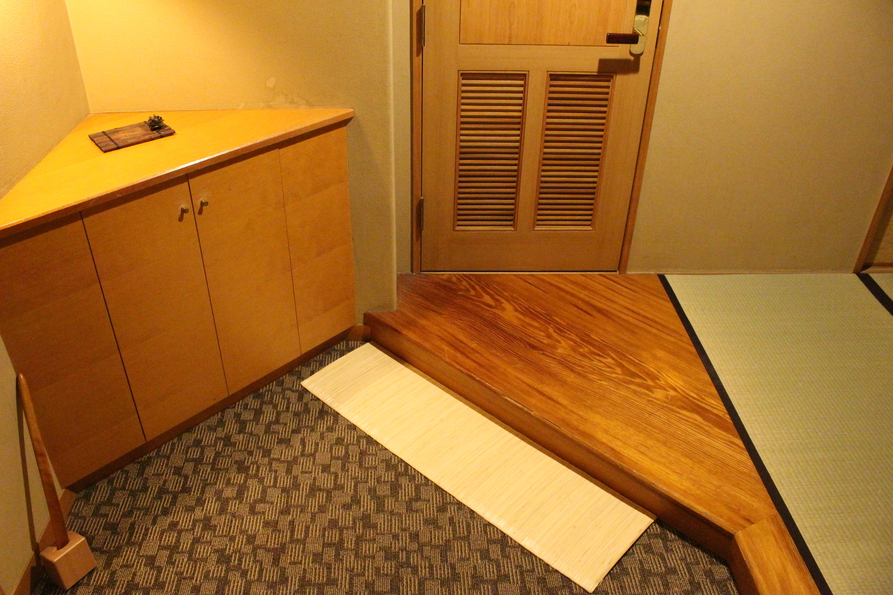 2F 20畳 和室+洋室+内風呂付