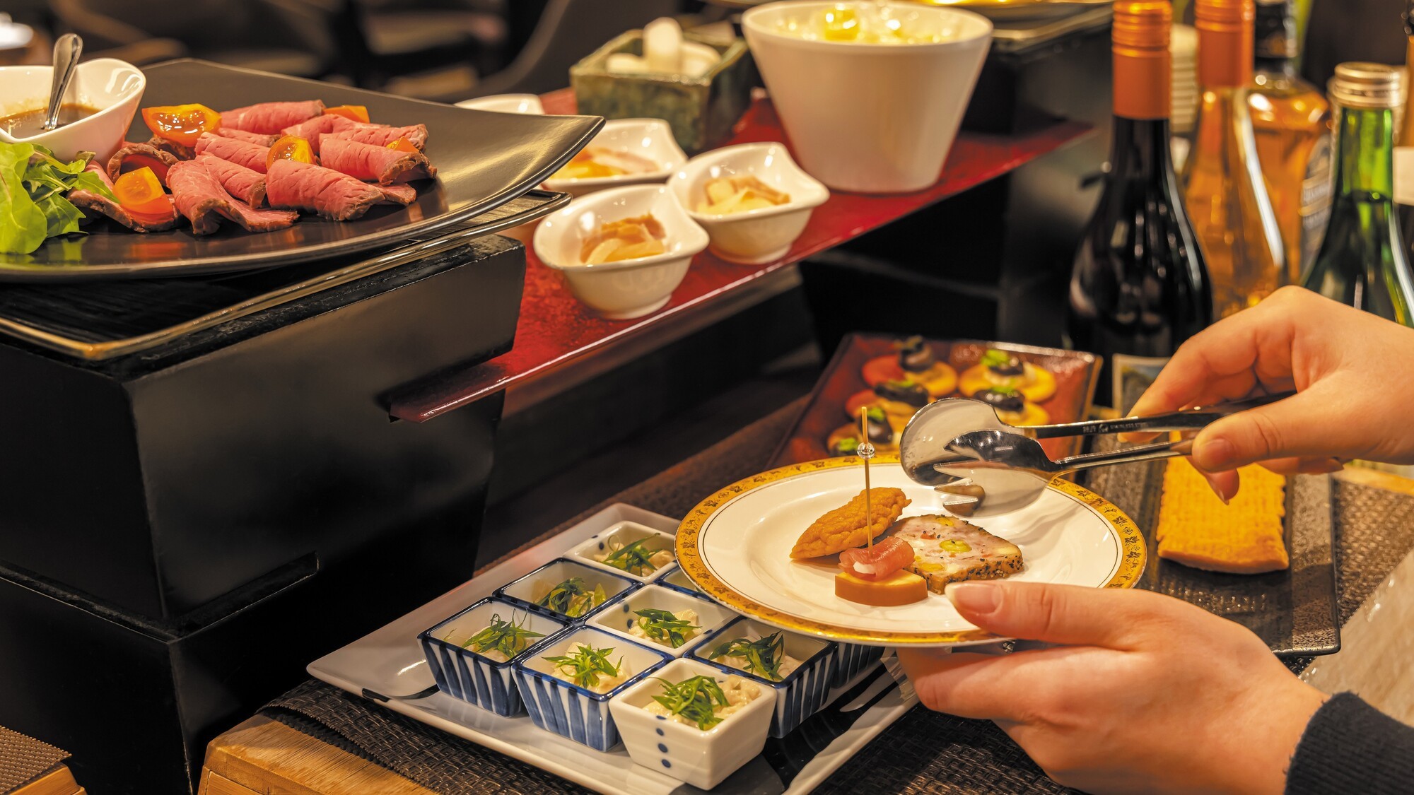 【直前割 特別プラン】〜ホテルの夜を満喫〜【朝食なし・クラブラウンジアクセス付】