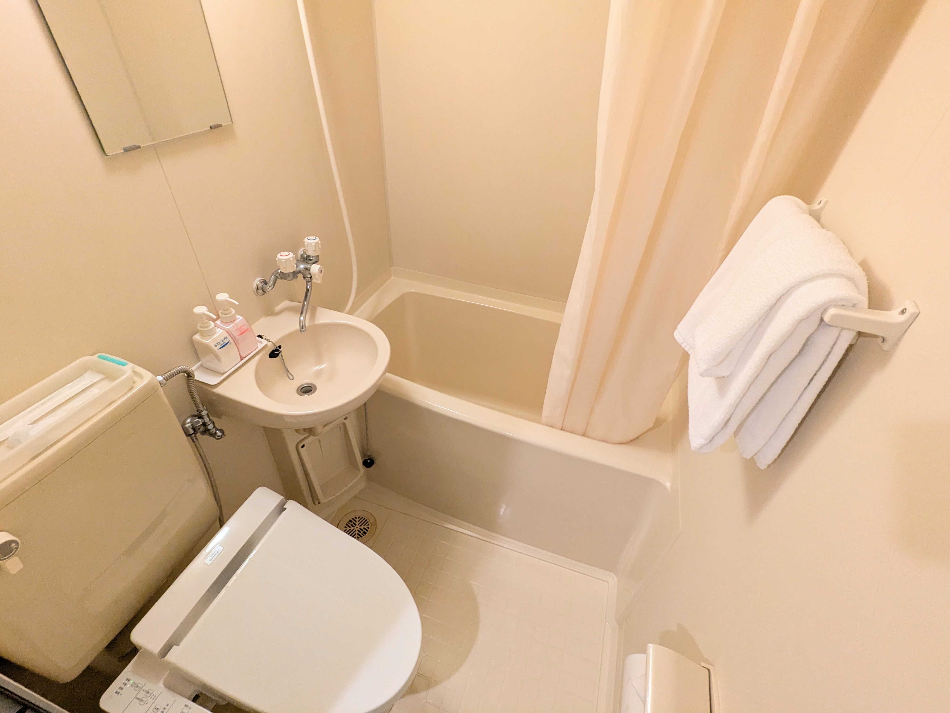 洋室ユニットバス