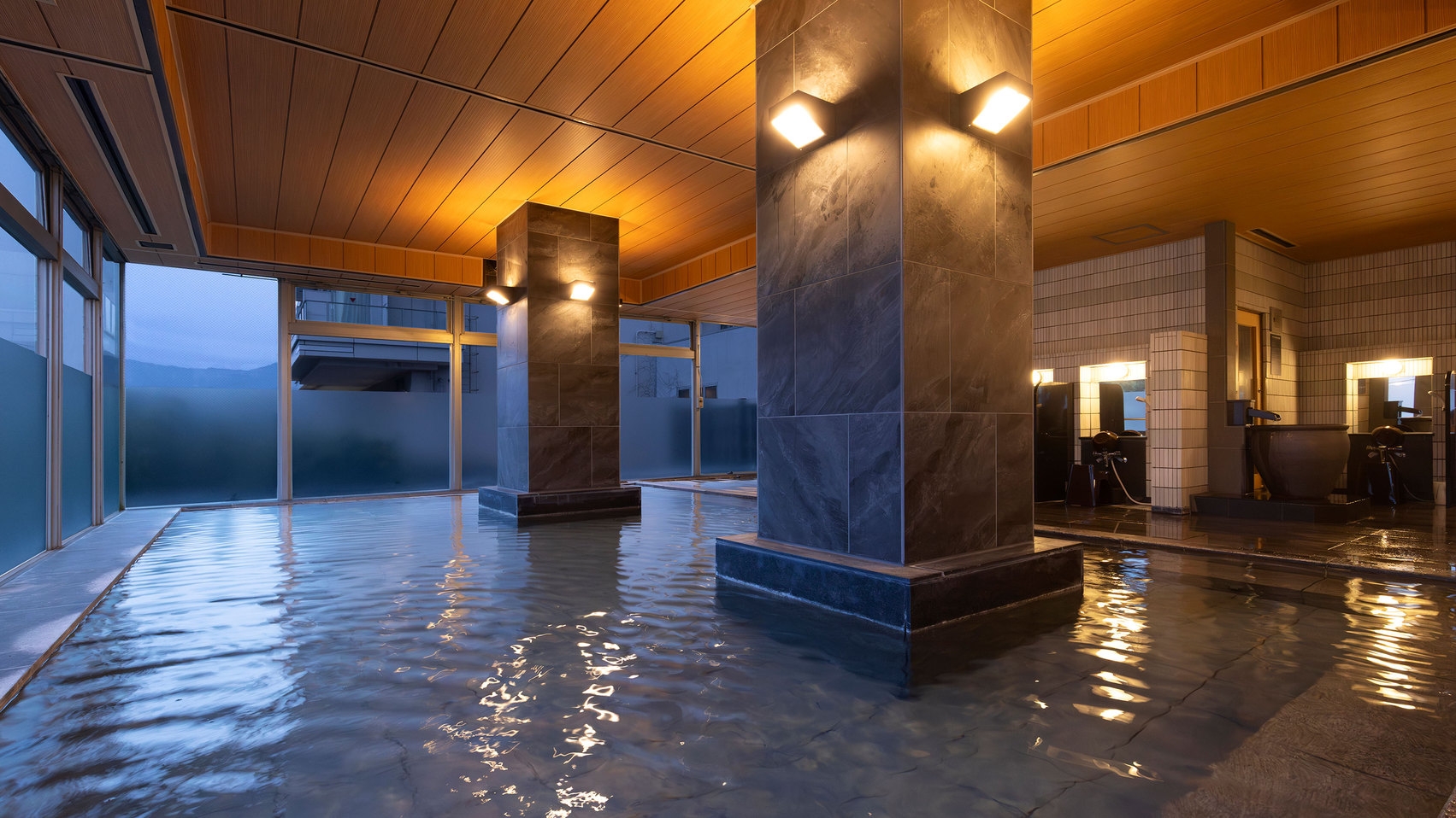 【1泊2食付】文学と芸術の街の名湯と美食の宿 金目鯛づくしバイキング※2026/2/11開始