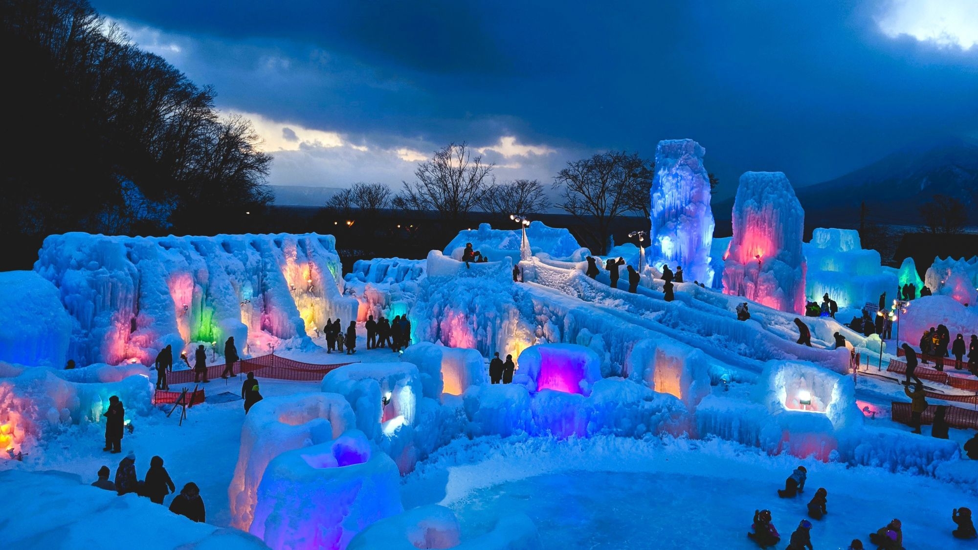 旭川冬まつり＆氷瀑まつりへ行こう♪【旭川駅徒歩５分】繁華街サンロクに一番近いホテル♪（朝食付）