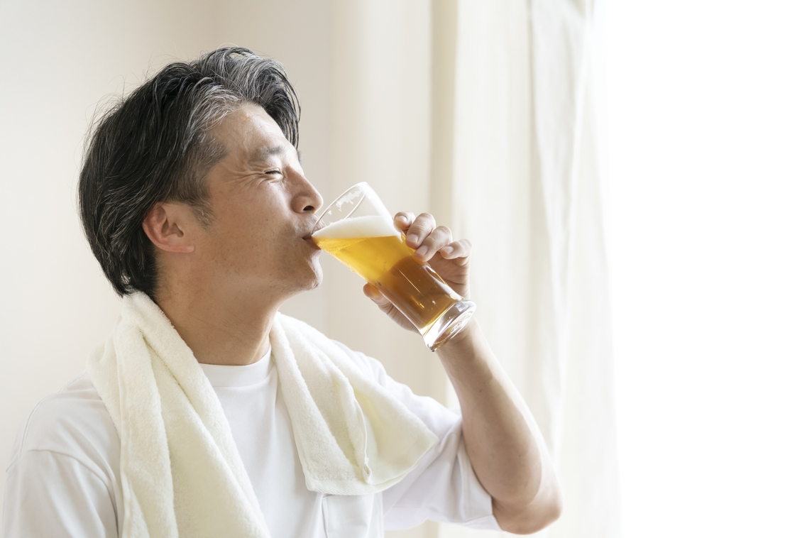 【ビールで満足！】プレミアムモルツ１本＆エビスビール１本★お部屋の冷蔵庫でご用意致します！