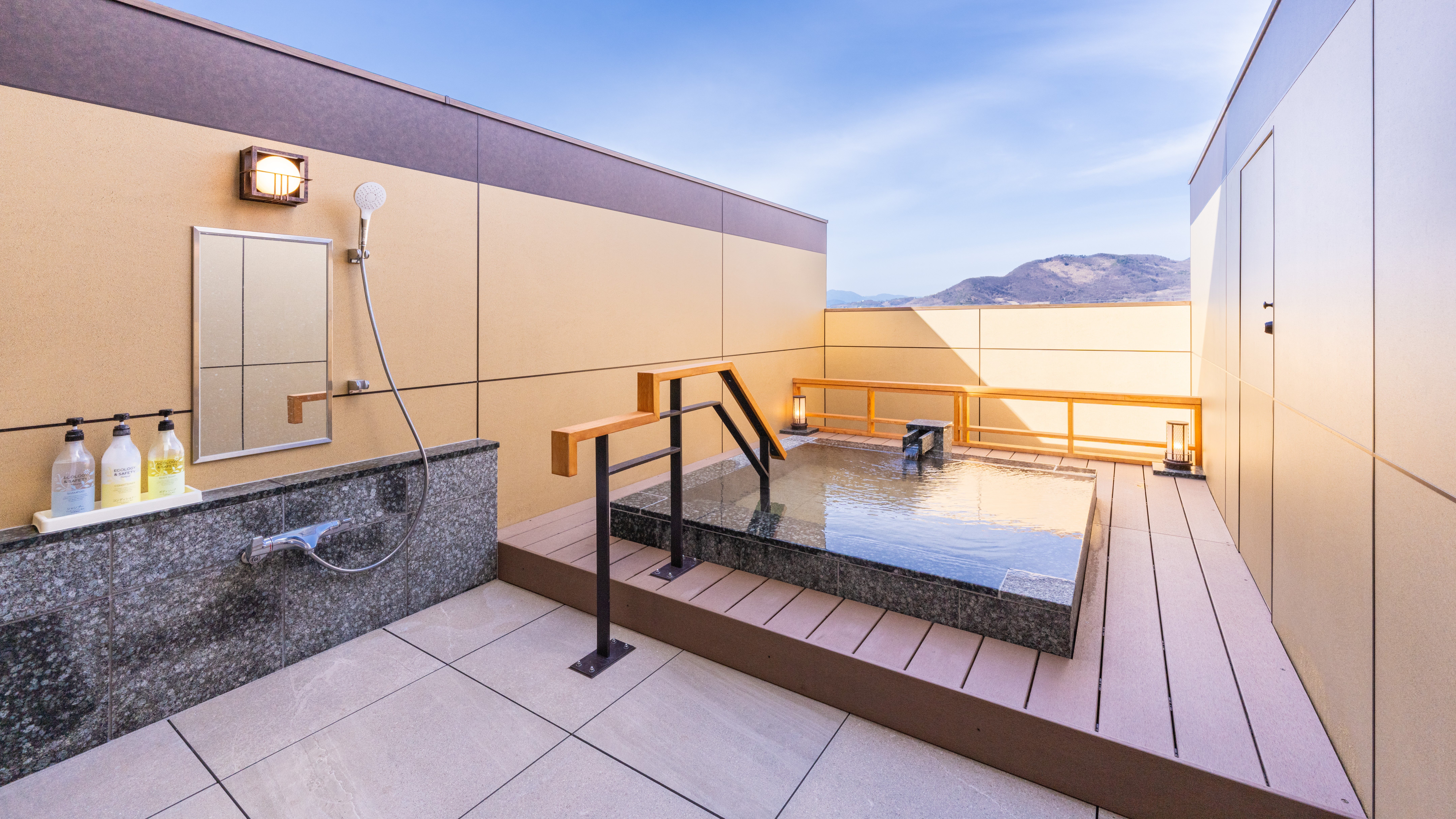 2026年ﾘﾆｭｰｱﾙ☆貸切露天風呂 朝