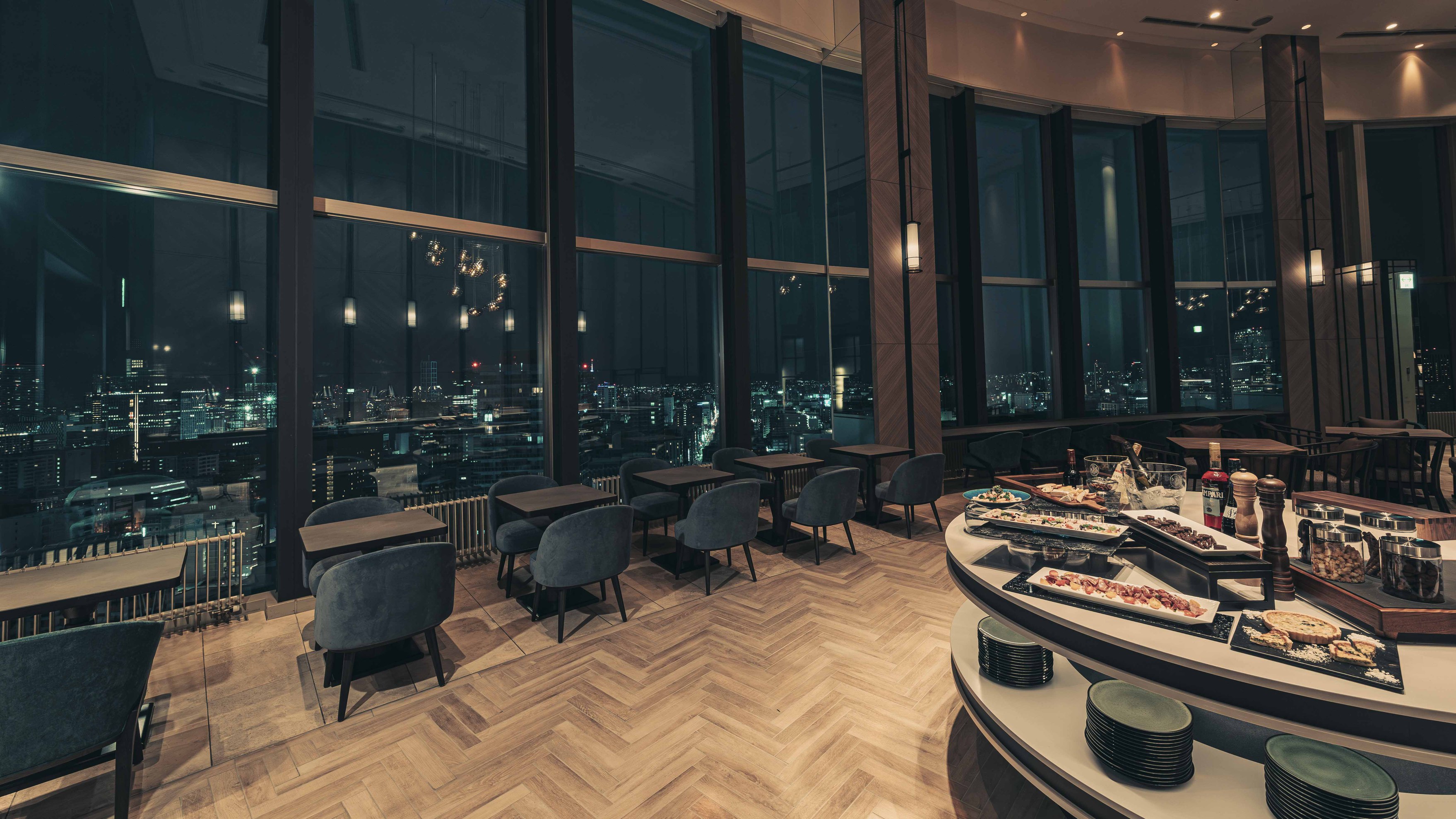 クラブラウンジ（カクテルタイム）