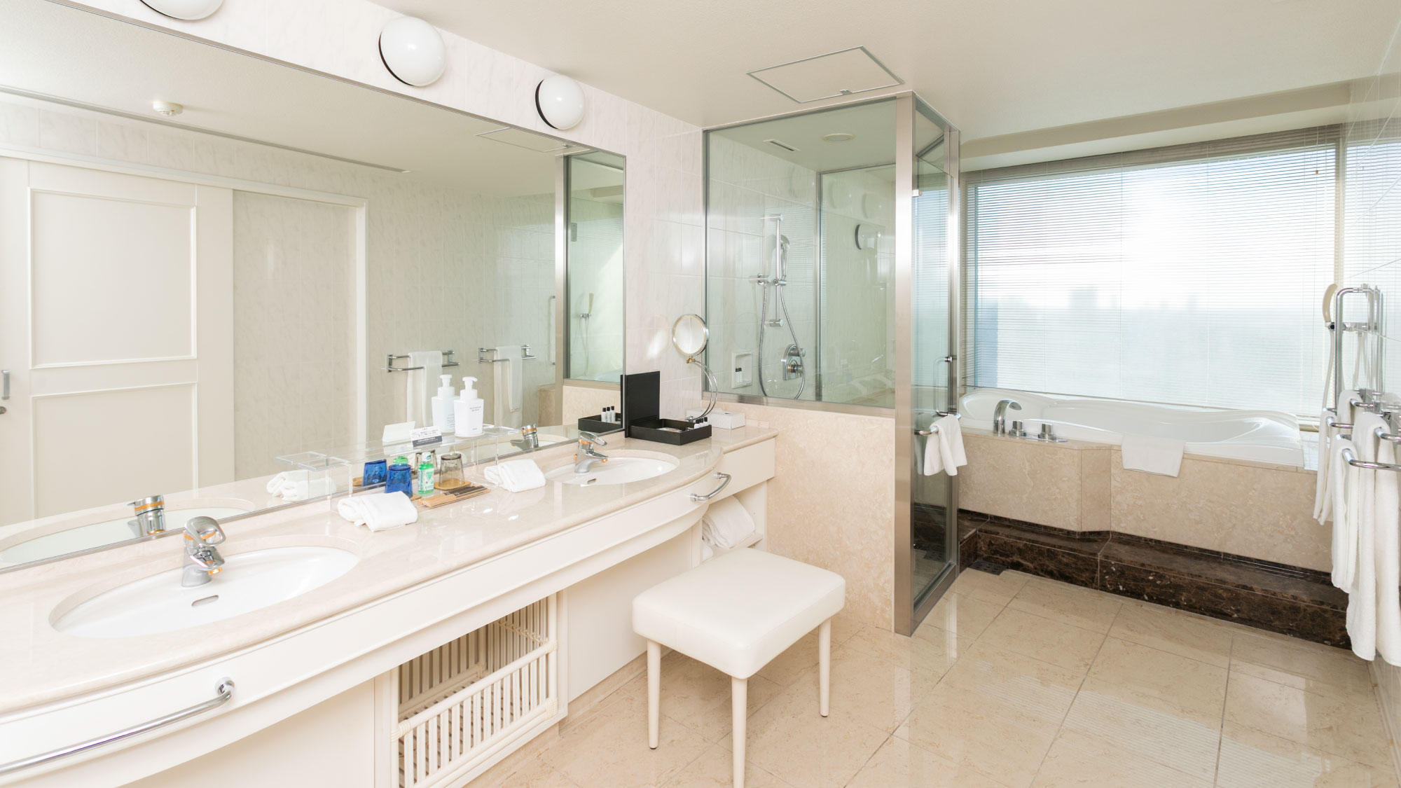 【クラブスイートルーム（63㎡）】ジェットバス