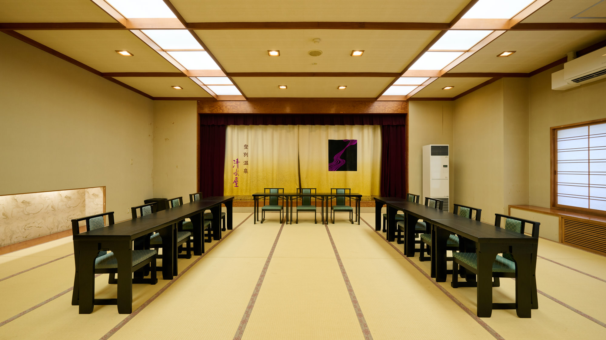 宴会場
