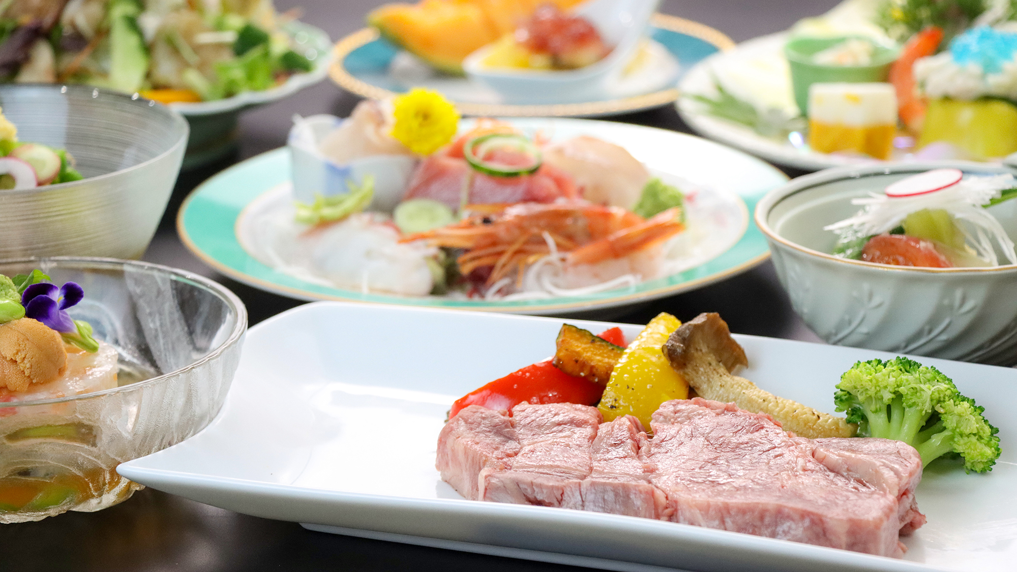 季節の食材を使用する料理は、いつきても新しい料理を楽しめます。