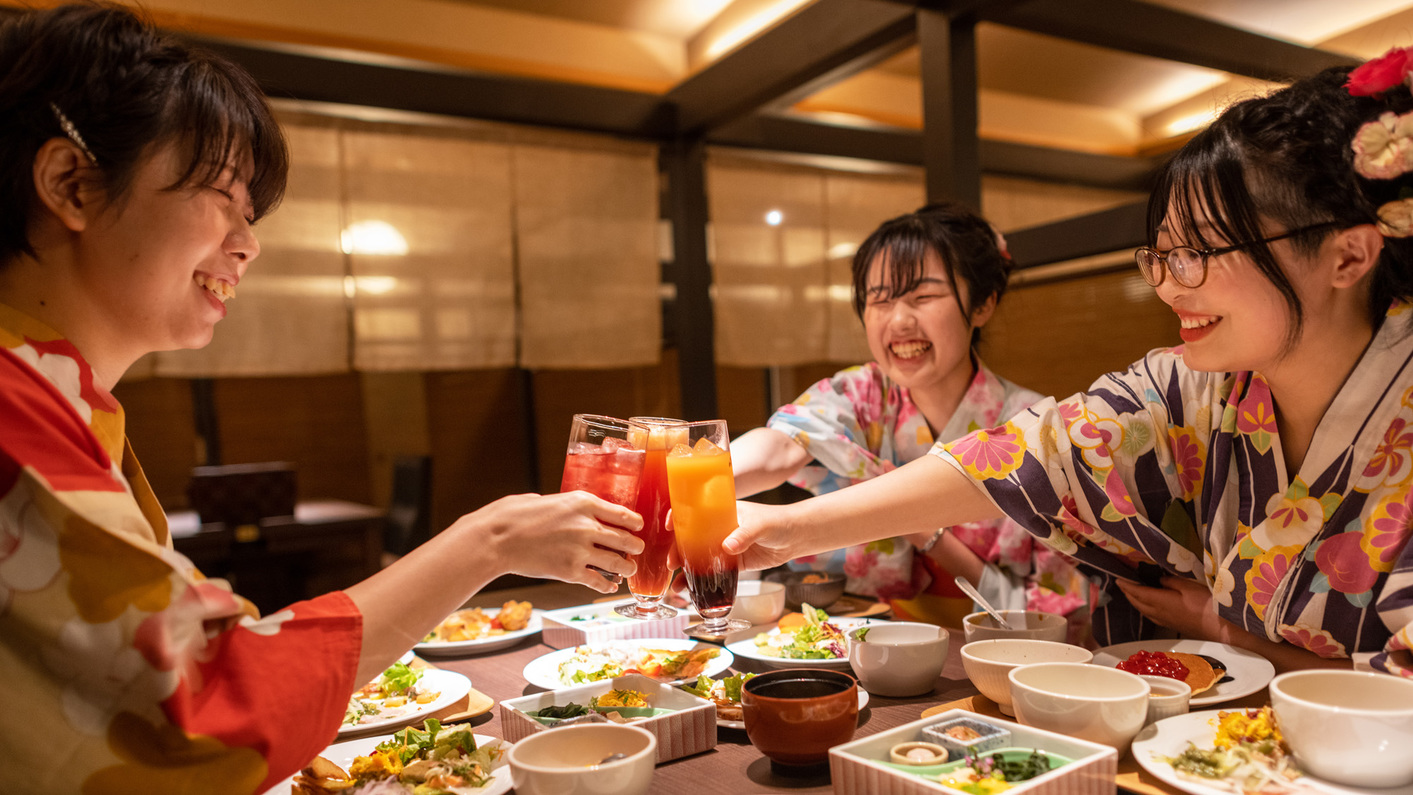 【早期割引・さき楽55】【里山】夕食は人気のビュッフェ♪ ※最大1980円割引！！ 