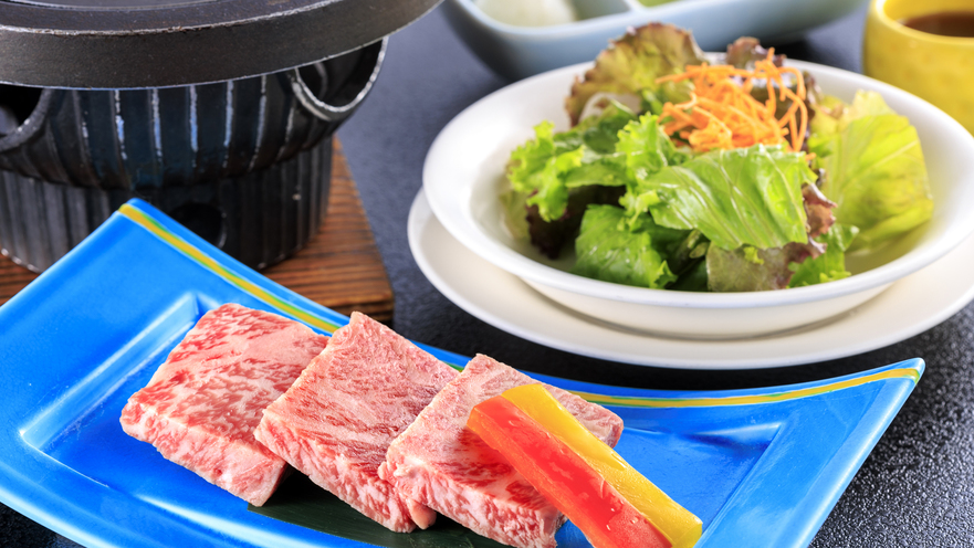 【里山】夕食は人気のビュッフェ♪ 里山ダイニング＋前沢牛ステーキ付プラン