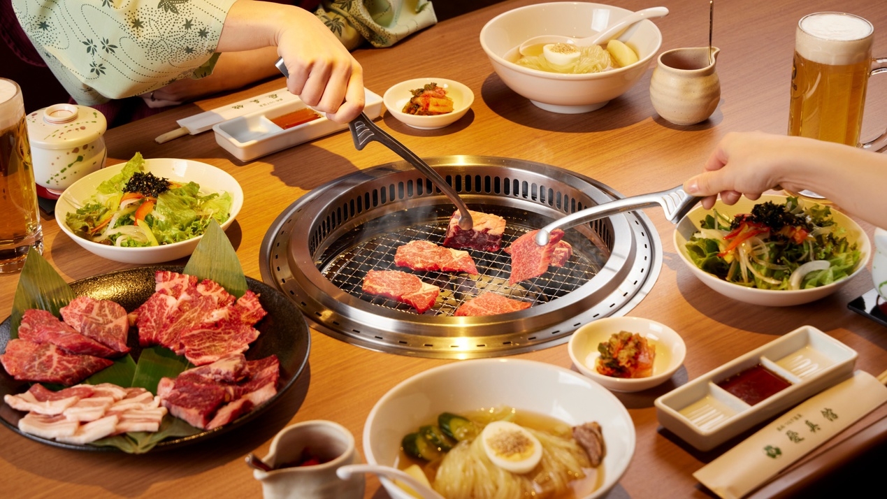 【キュンパス応援・つなぎの湯 入浴粉付】＜黒ひげ特選＞老舗焼肉店の味×開湯900年の湯、盛岡味わい旅