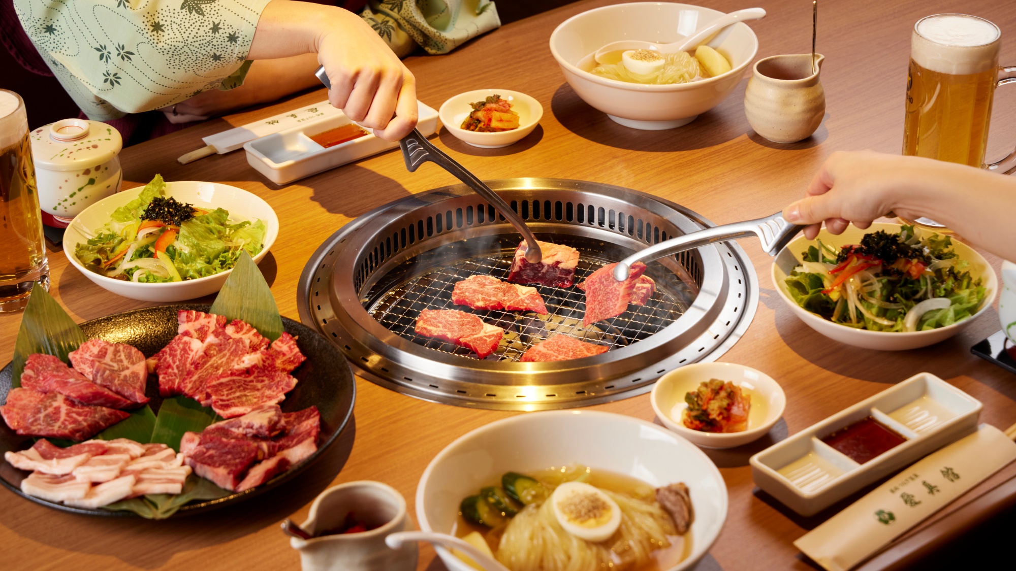 【夕食】「黒ひげ Produced by 髭」お酒も会話もすすむ美味しい焼肉を存分にご堪能ください。