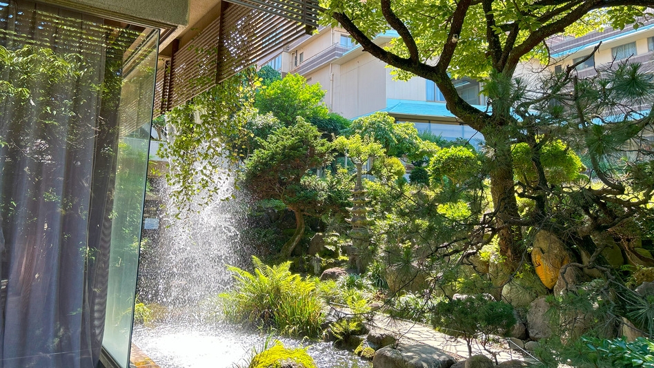 【秋旅】熱海梅園のもみじまつり＆起雲閣の芸術散策へ！老舗の日本庭園に癒やされる秋バイキングプラン