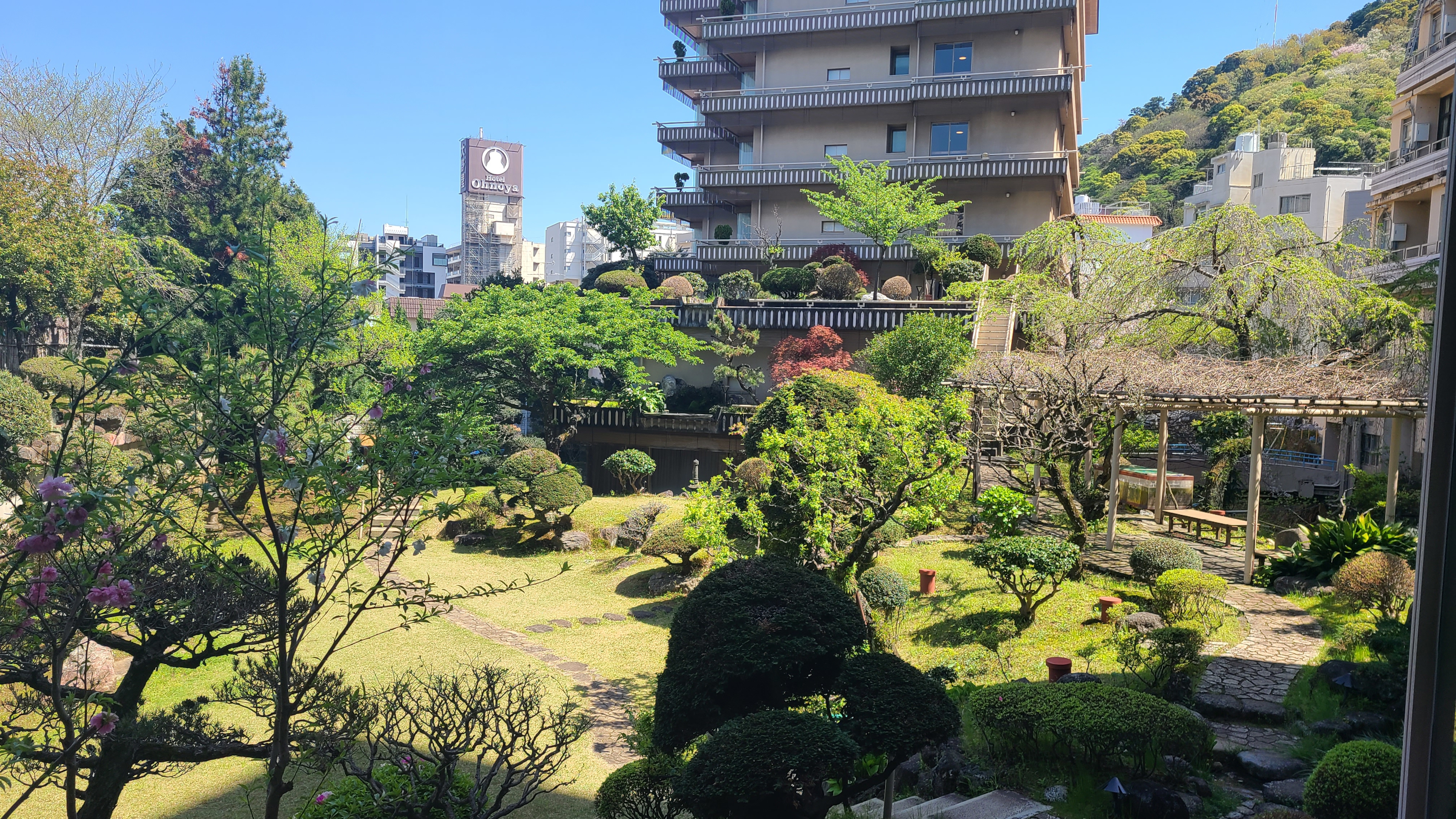 広々とした庭園