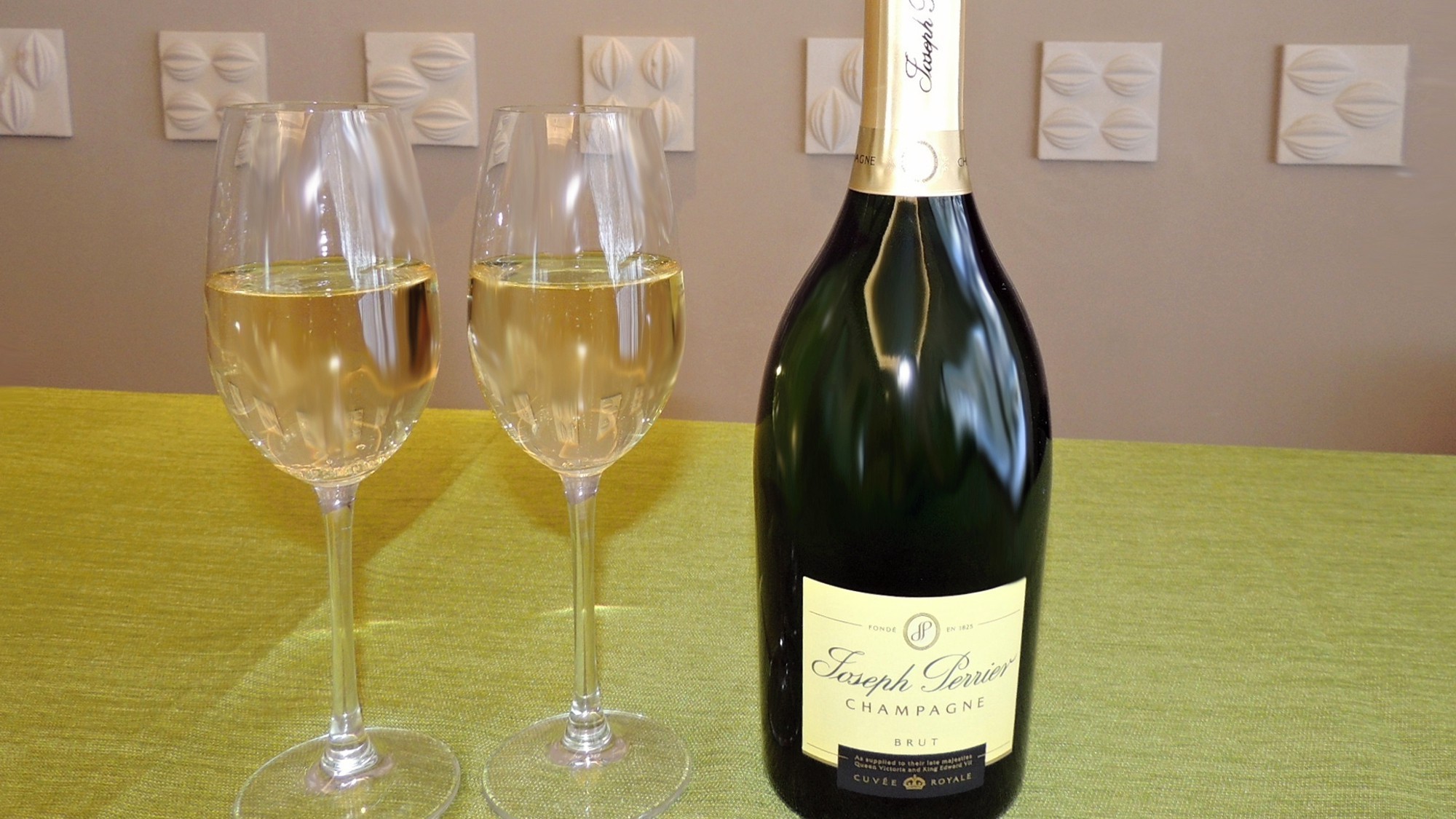 【シャンパンで乾杯】「ジョセフ・ペリエ」フルボトル付プラン／ビュッフェ