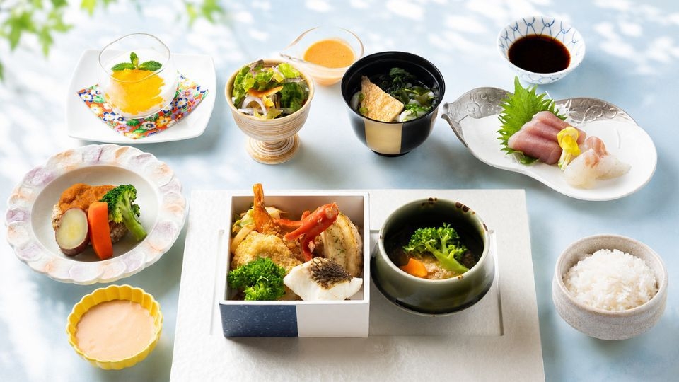【初夏の釣りと温泉：魚じまん】極上の魚を味わう淡路島魚じまん会席/ご夕食はお部屋・ご朝食はバイキング