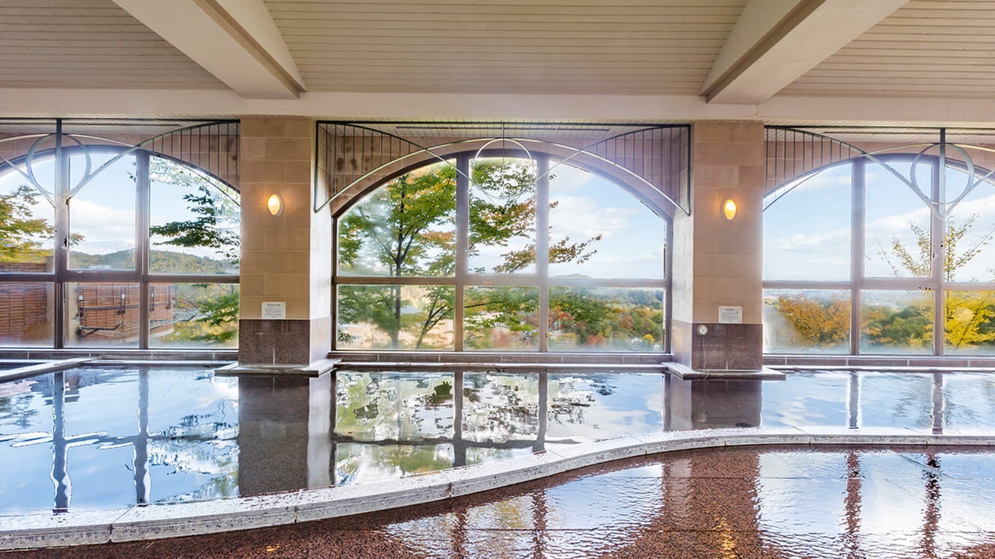 大浴場：洋風内風呂