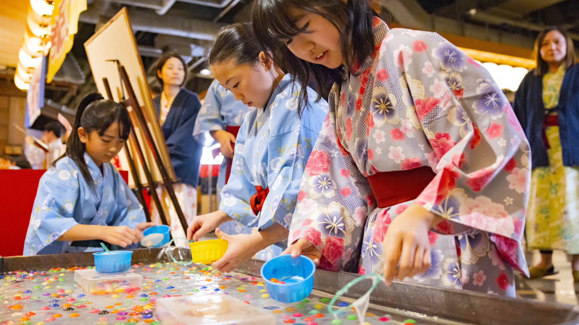 2階「お祭り広場」ではお子様はもちろん大人のお客様にもお楽しみいただけます♪