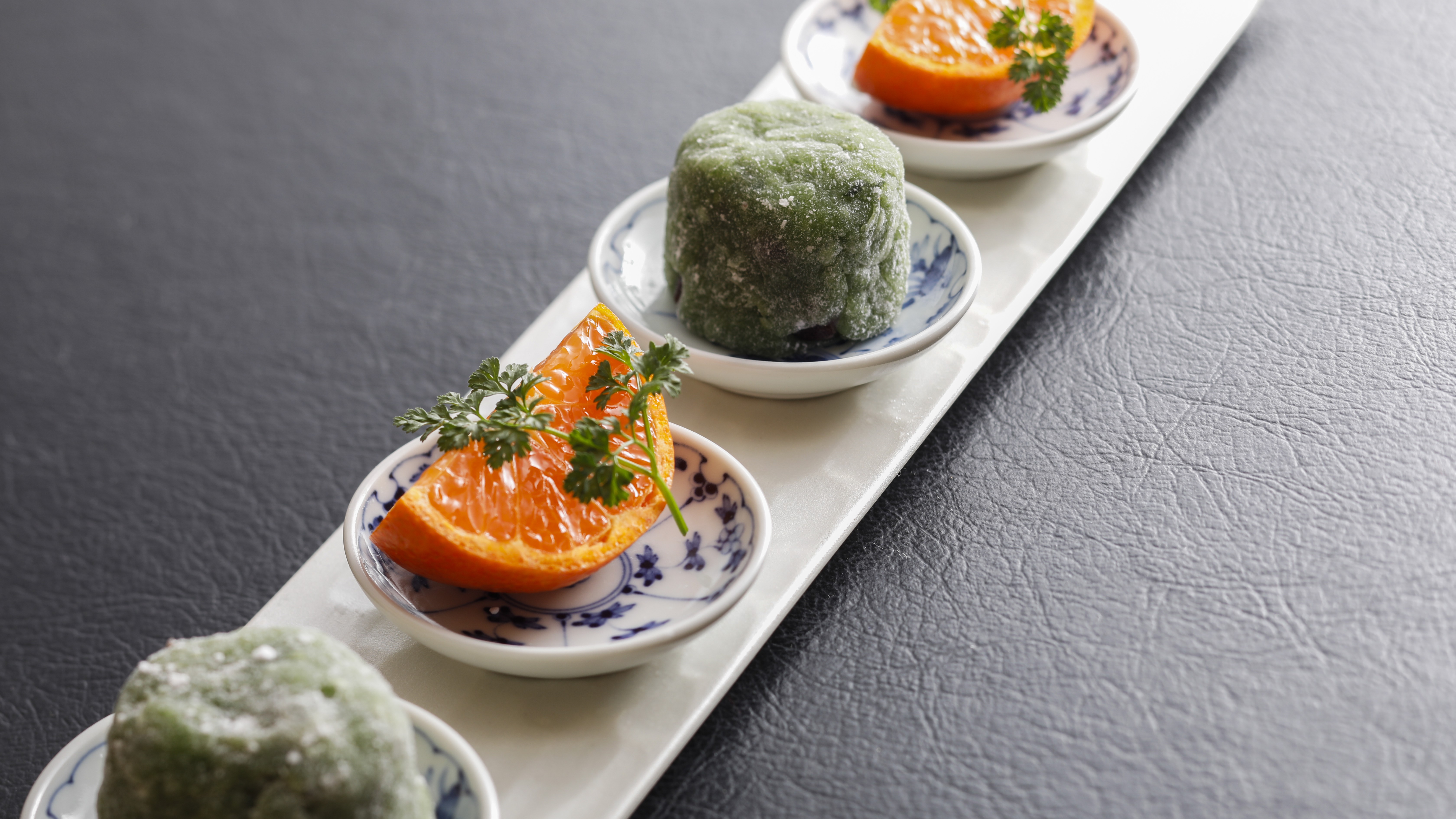 【春】水物（お食事一例）上品な甘さのデザートをご用意し、食後のひとときを優雅に彩ります。