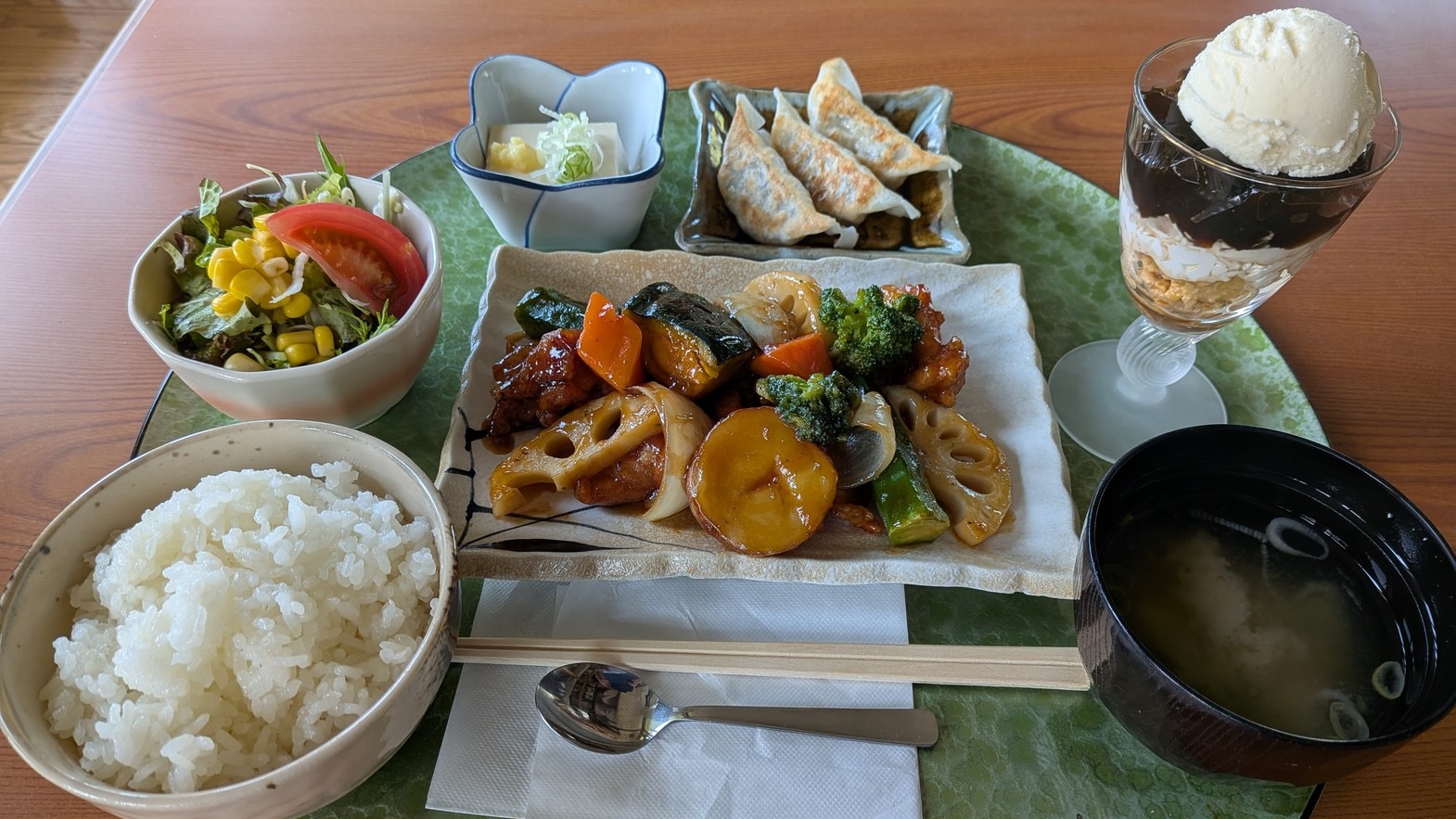 ■眺望なし和室限定セルフプラン・現金決算■※布団敷セルフ※ご夕食は併設の温浴施設『観音湯』の食堂定食