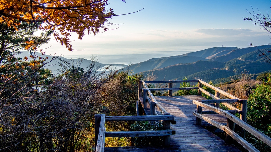 *..+●伊勢エビでグレードアップ〜五十集会席「海響-みおと」＜アウト11時＆貸切風呂無料＞