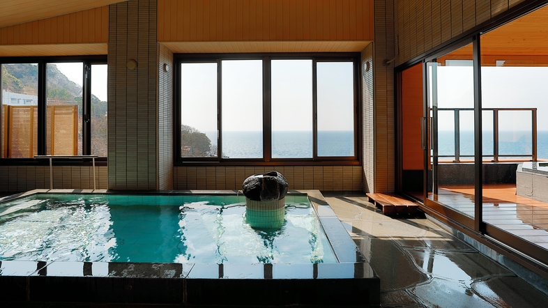 ◇◆3名様〜のグループ＆家族旅◆◇海一望の露天付「あかねの詩和洋室」×素敵な個室食事処で美味しい晩餐