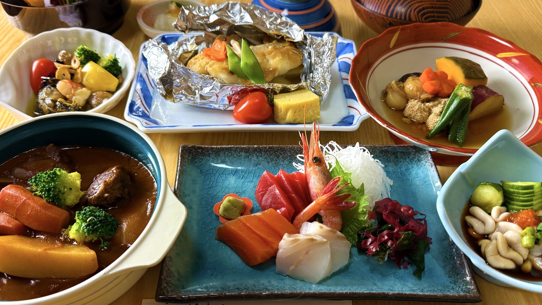 【事前決済限定】☆満腹2食付☆日替わり定食夕食＆朝食バイキング♪
