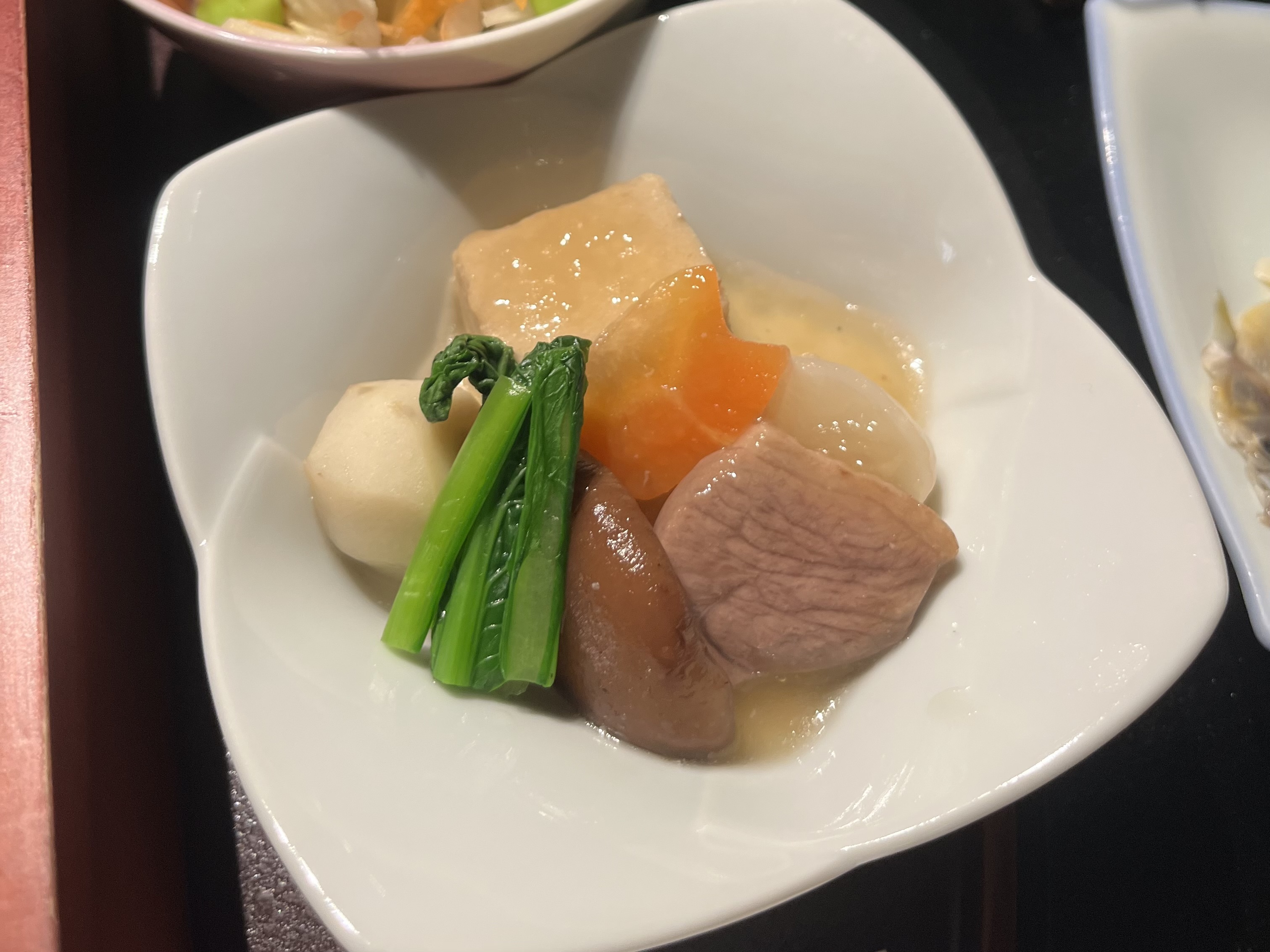 ご朝食の一品　加賀料理「治部煮」