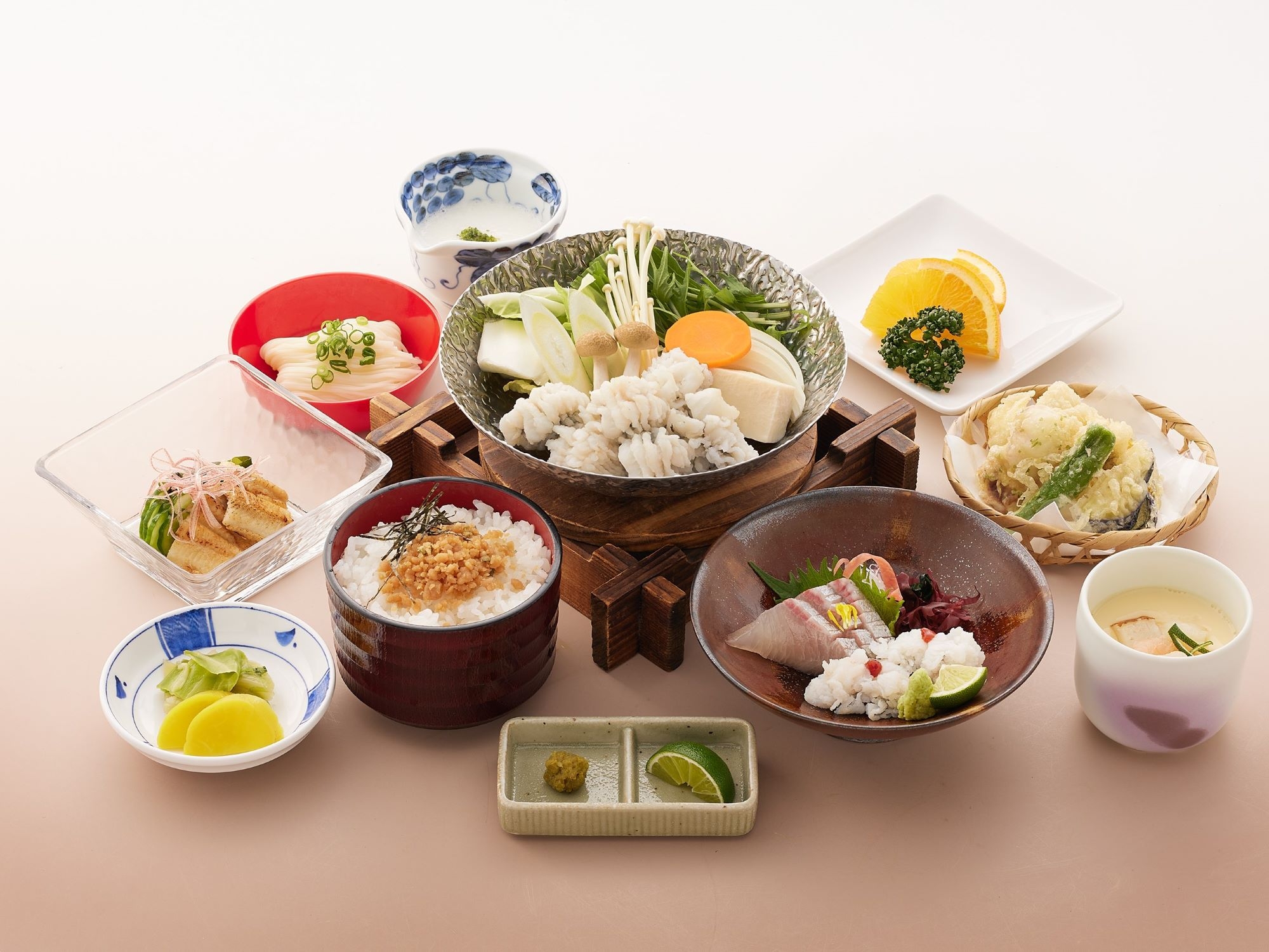 【直前割】【お盆】ご夕食は料理長お薦めの鱧（はも）御膳！（シングル）駐車場無料利用ＯＫ！