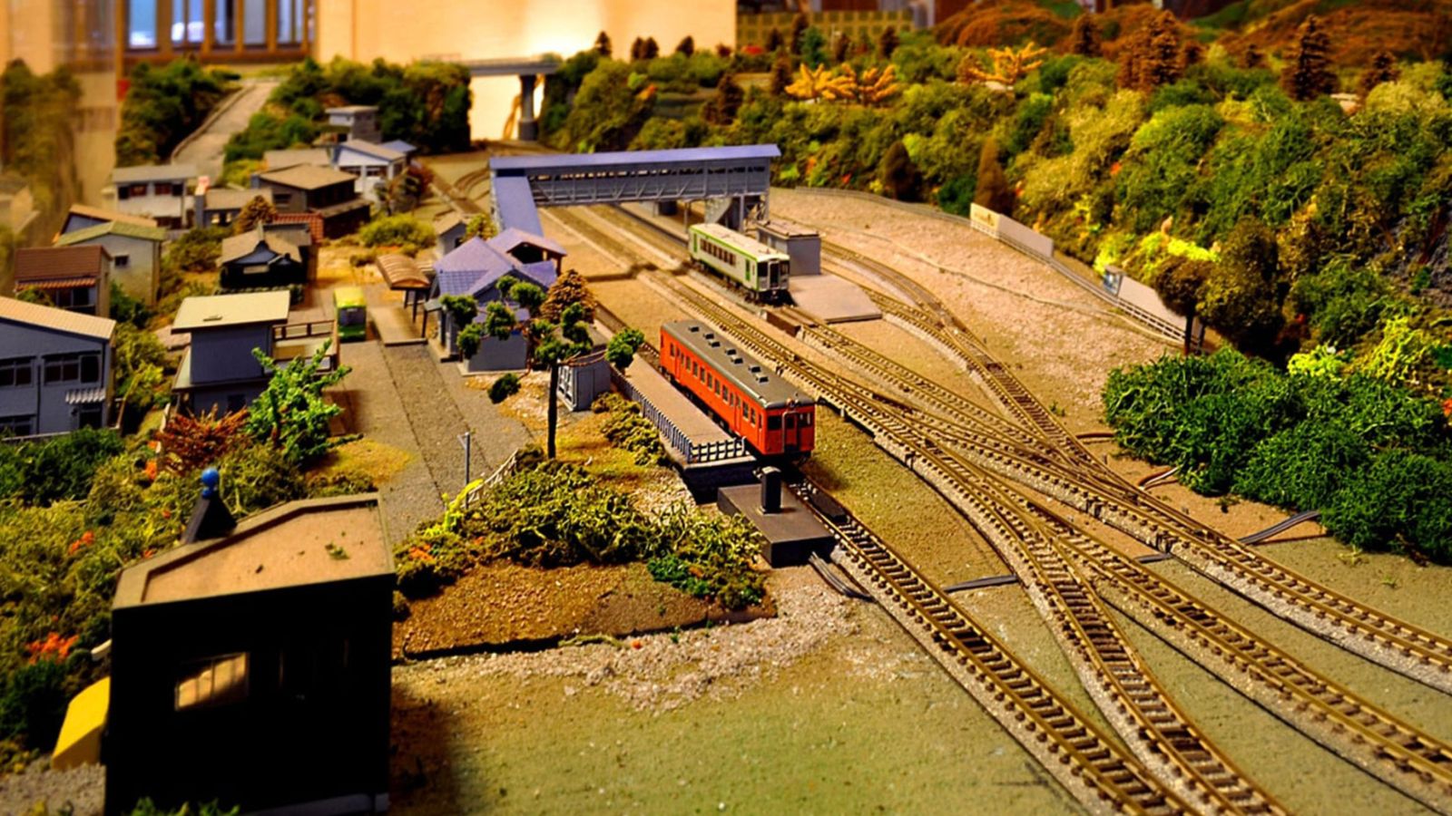 【ジオラマ】レールの細かいところまで実に精巧に再現されています。