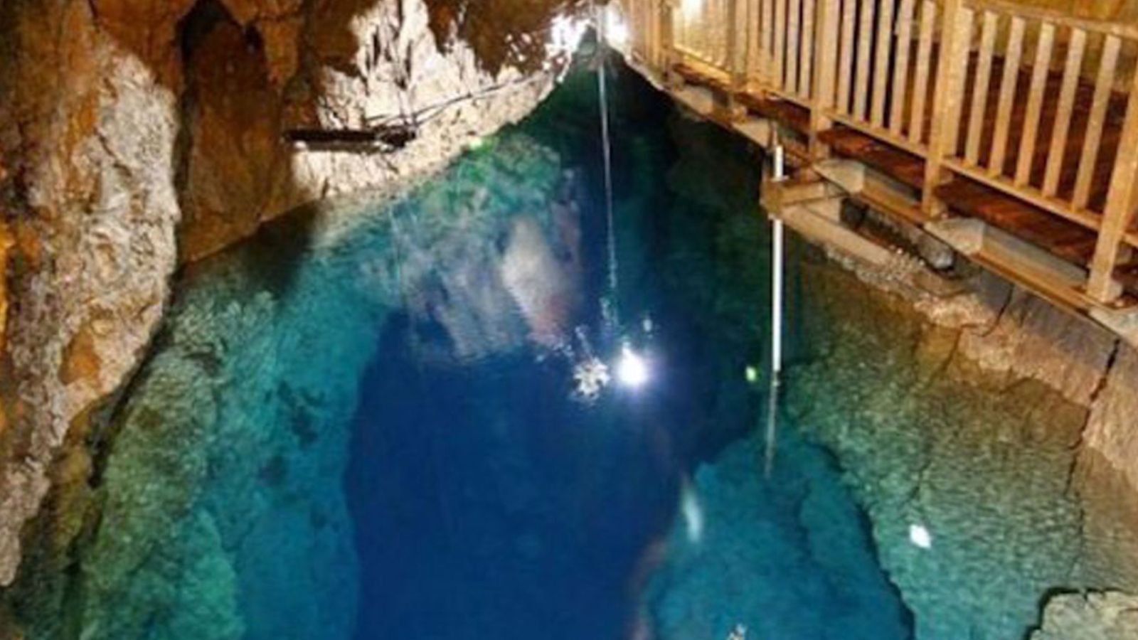 【周辺観光】龍泉洞第２地底湖