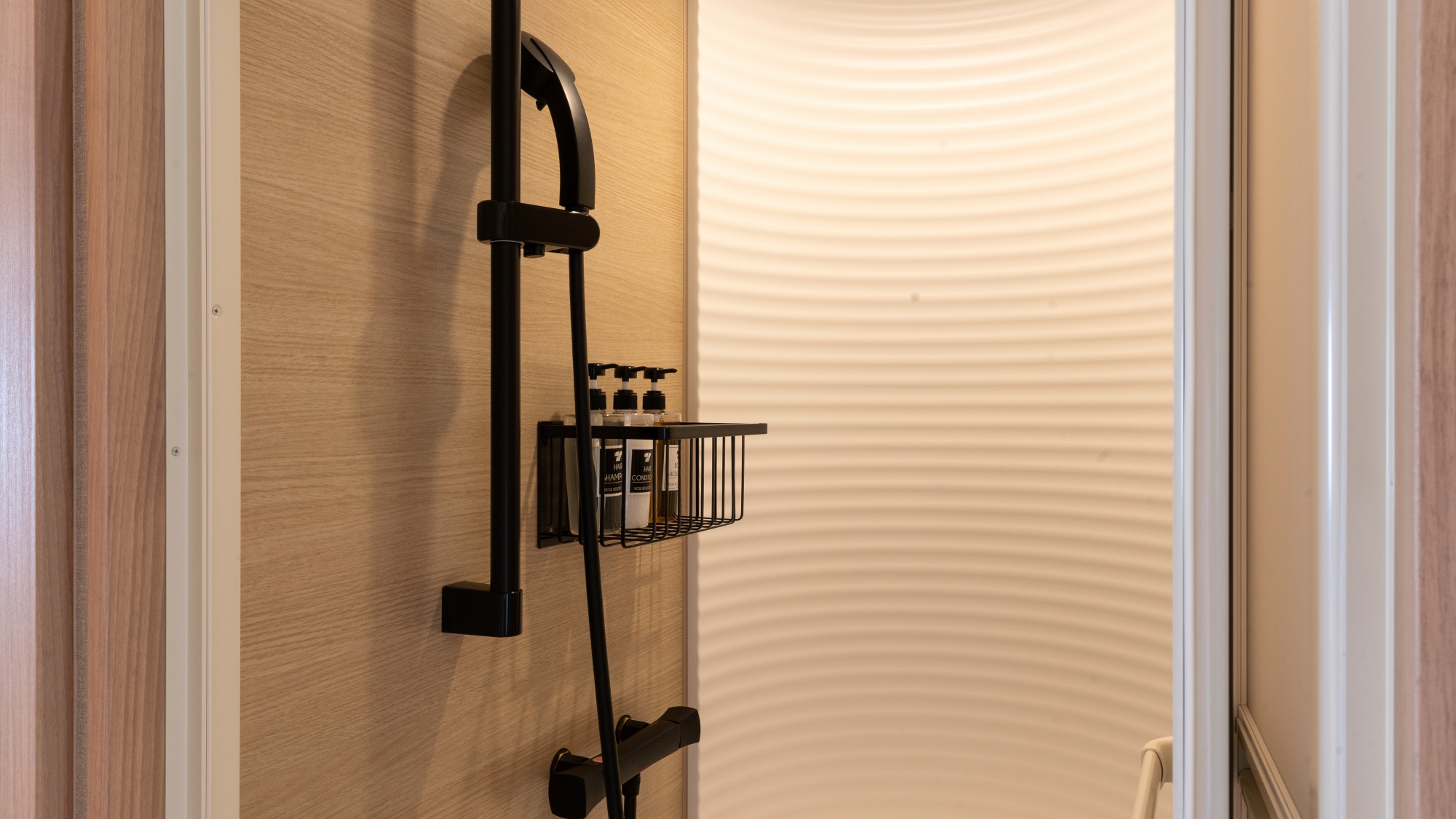 コーナーツイン【定員3名】