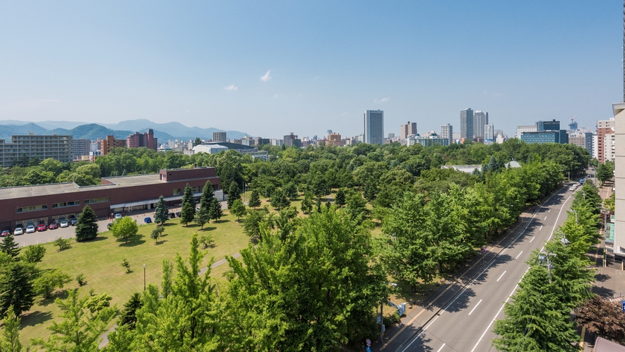 【周辺観光】中島公園｜四季折々の豊かな自然に囲まれた札幌市民に愛される公園