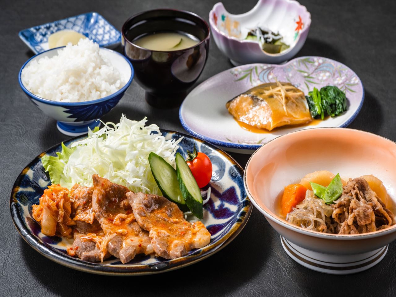 【大浴場サウナ付】【お母さん手作りバランスのとれた夕食・朝食付】ラジウム鉱石人工温泉で疲労回復!sr