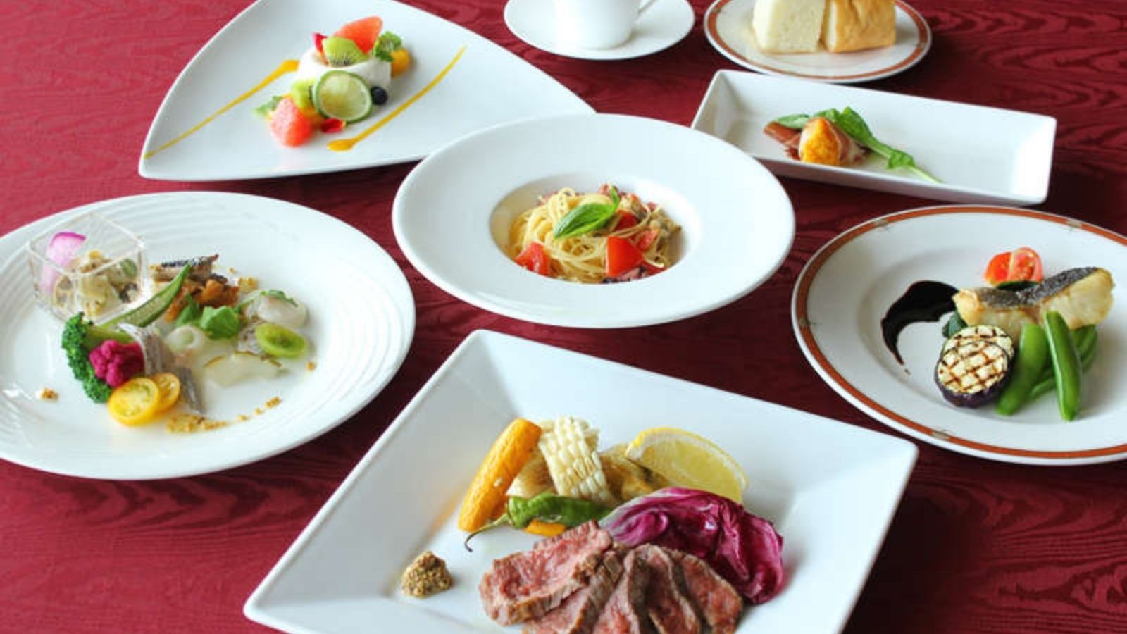 加賀の旬食材を使用した、イタリアンフルコース。