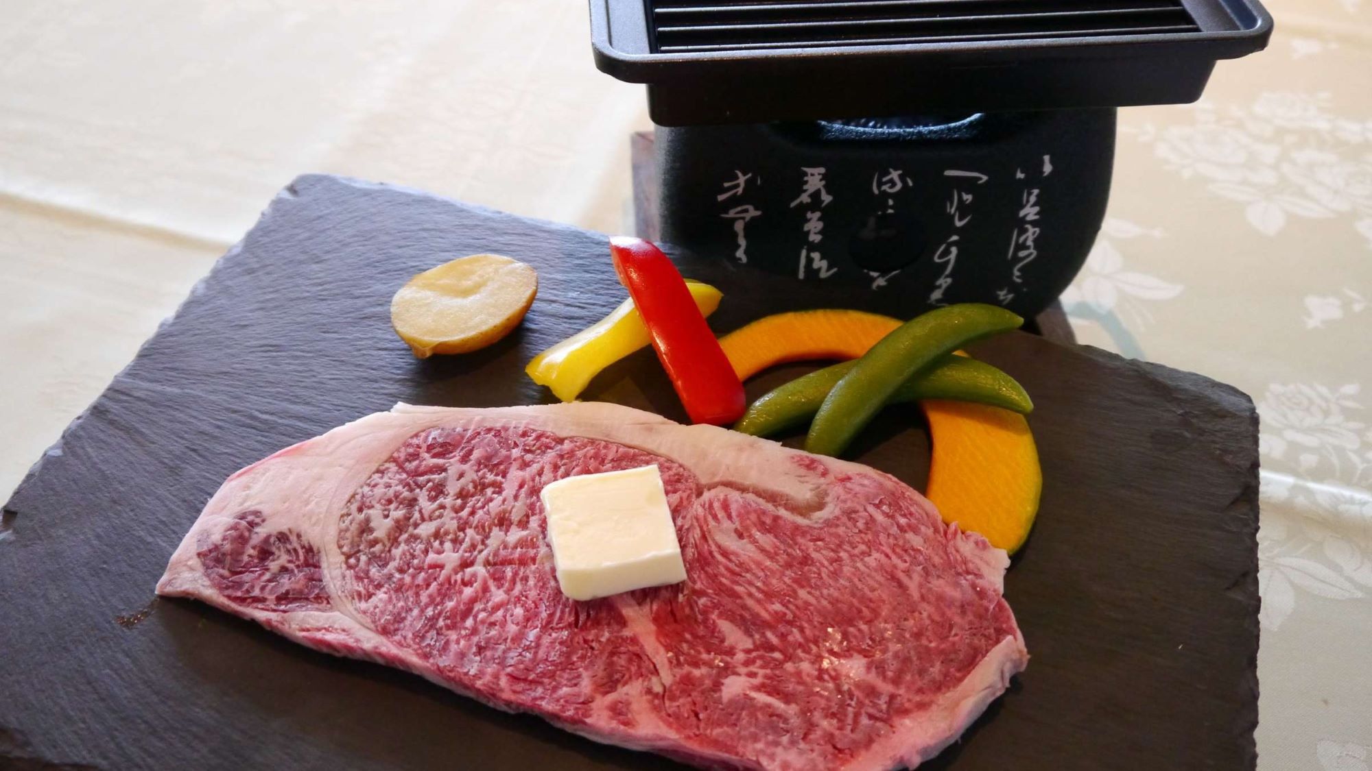 【数量限定】美瑛和牛ステーキ(100g)と約50種ビュッフェ☆北海道満喫プチ贅沢ディナー♪／夕朝食付