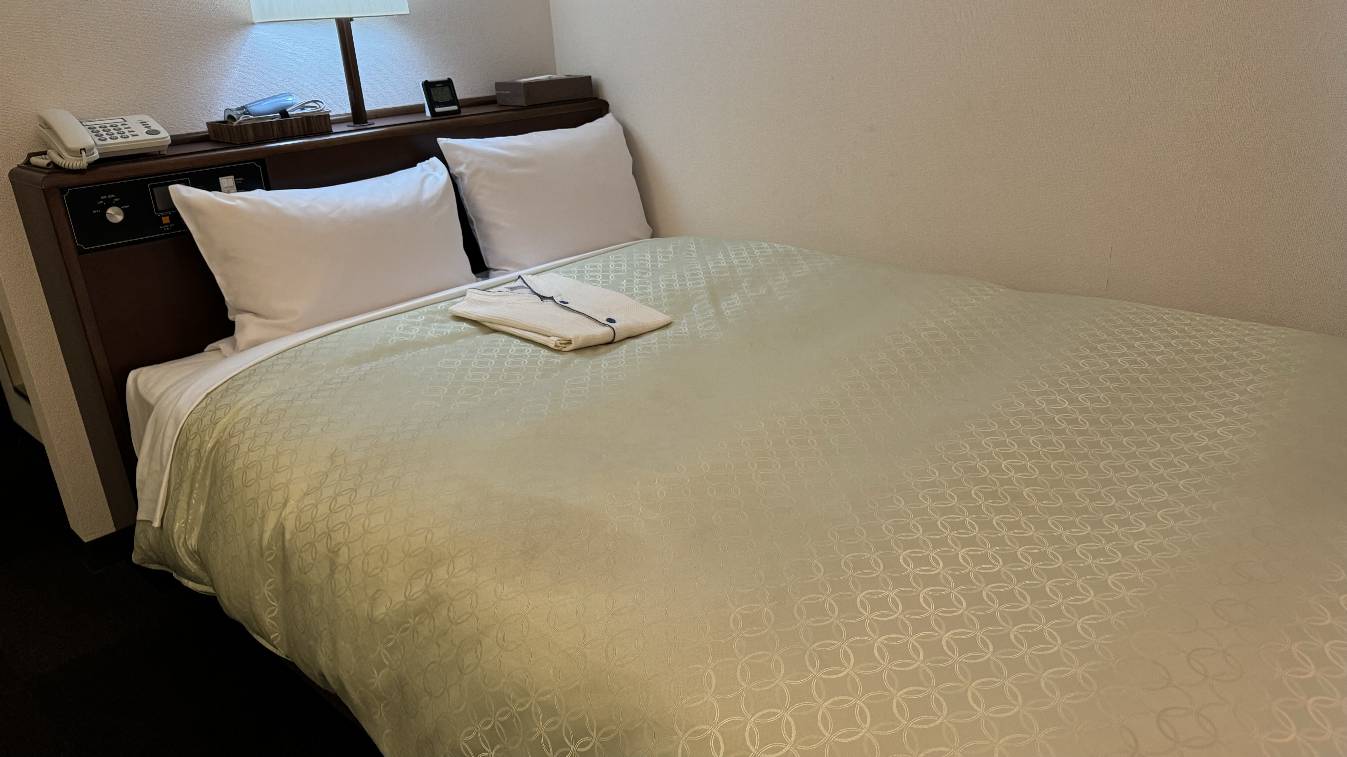 セミダブルルーム（禁煙）