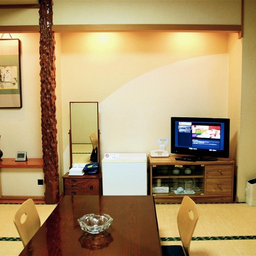 Japanese-style room for up to 5 people