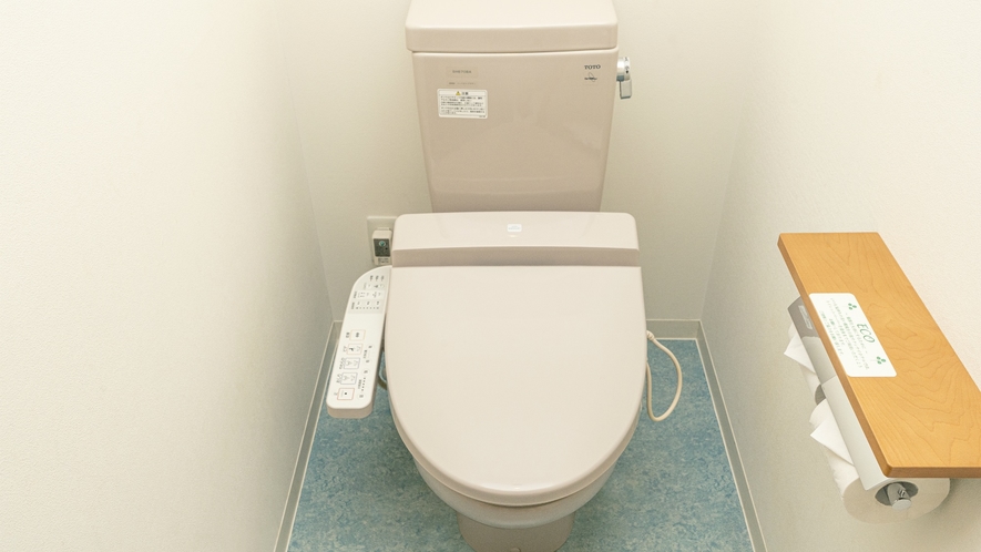 当館は快適にお過ごし頂く為【全室バス・トイレ・洗面独立型】です。洗浄機付トイレを完備しています。