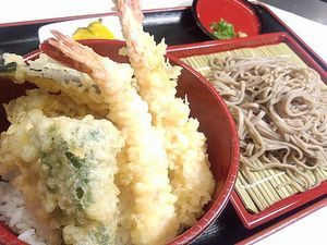 【天丼おそばセット】夕食は20定食から選択♪おそばセットは３種類