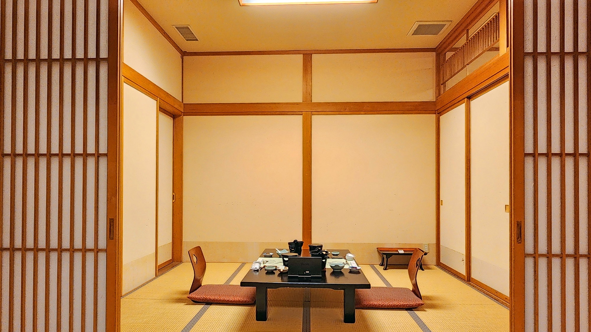 個室食事処「味彩」