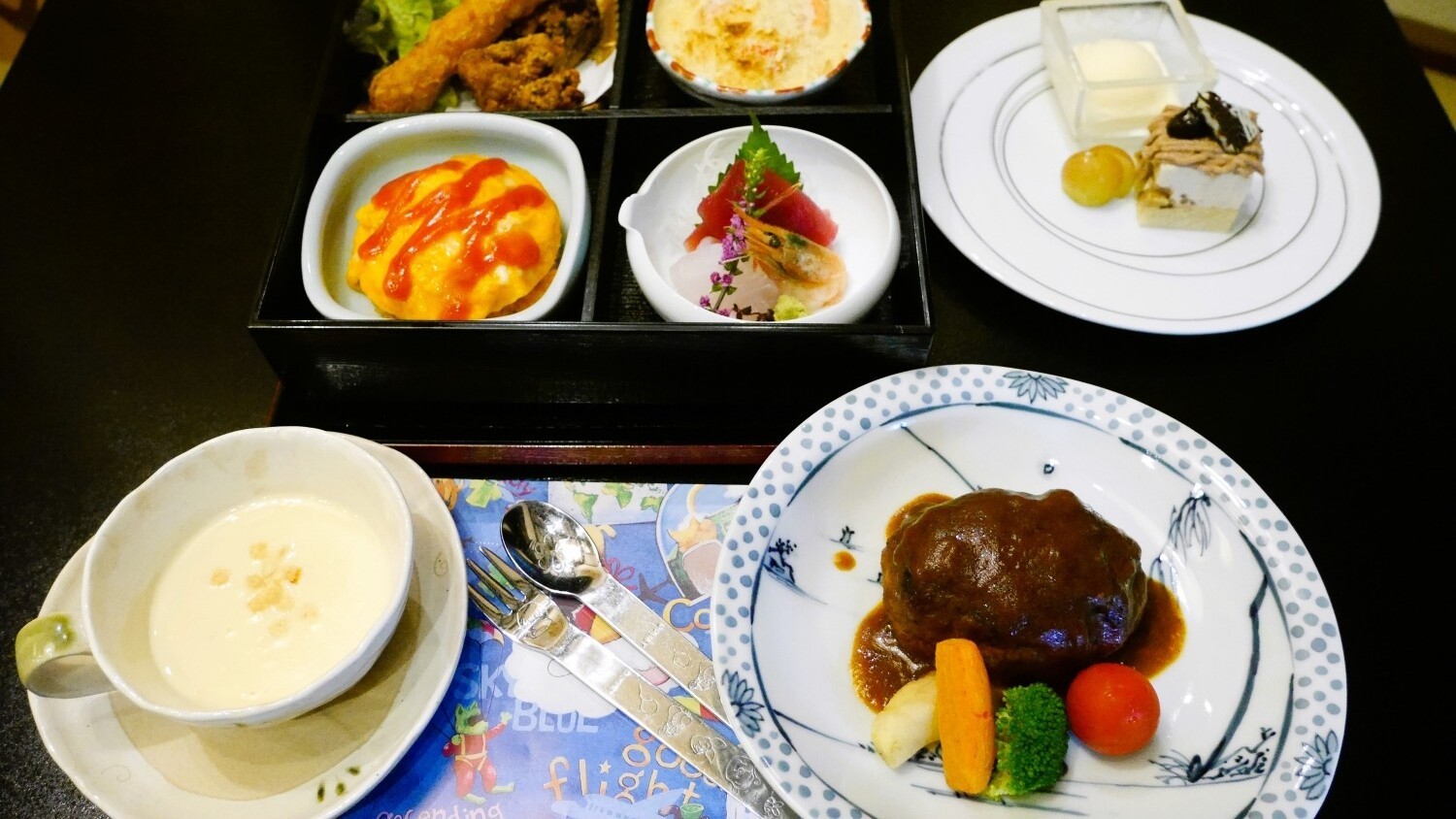 夕食：小学生用お子様ランチ風