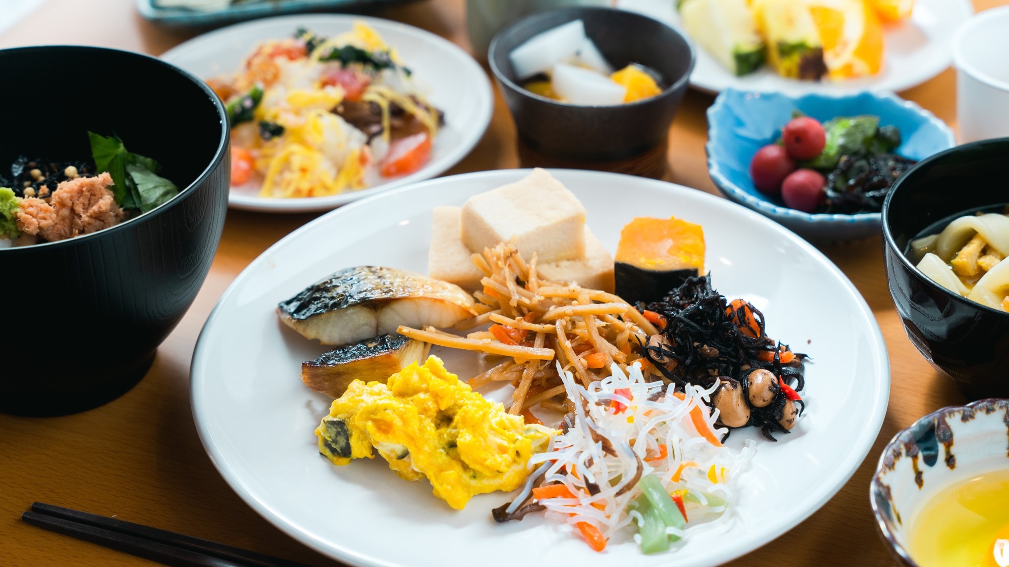 【朝食付】選ぶ楽しみ♪地元の新鮮食材を使った30種類以上の和洋バイキング♪