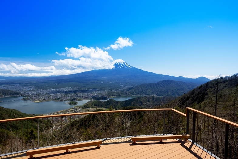 【FUJIYAMAツインテラス５周年特別企画専用バス半額割引券付】富士山を一望できる新名所の割引券付
