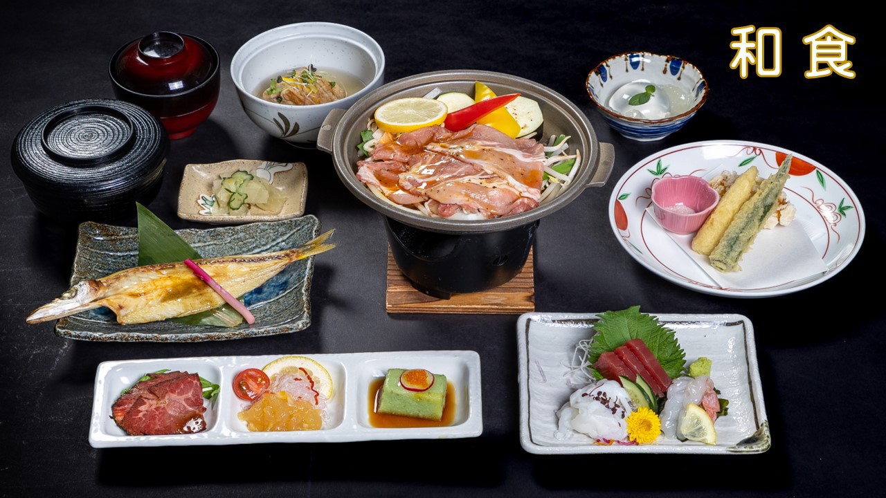 【人気No.1】旬の和食コース＆朝食バイキング付 温泉満喫2食付