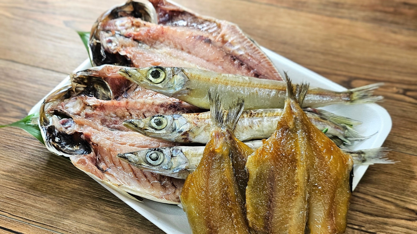 【干物セットのお土産付き♪冬季限定の謝恩企画】リーズナブルな価格でもお土産付き！夕食は八百富御膳で