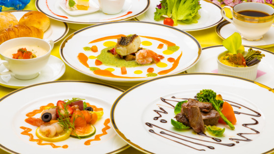 ～旬の素材のフレンチ「リーズナブル」コース～　春の旬を味わうお手軽コース。新鮮魚介や牛ステーキなど