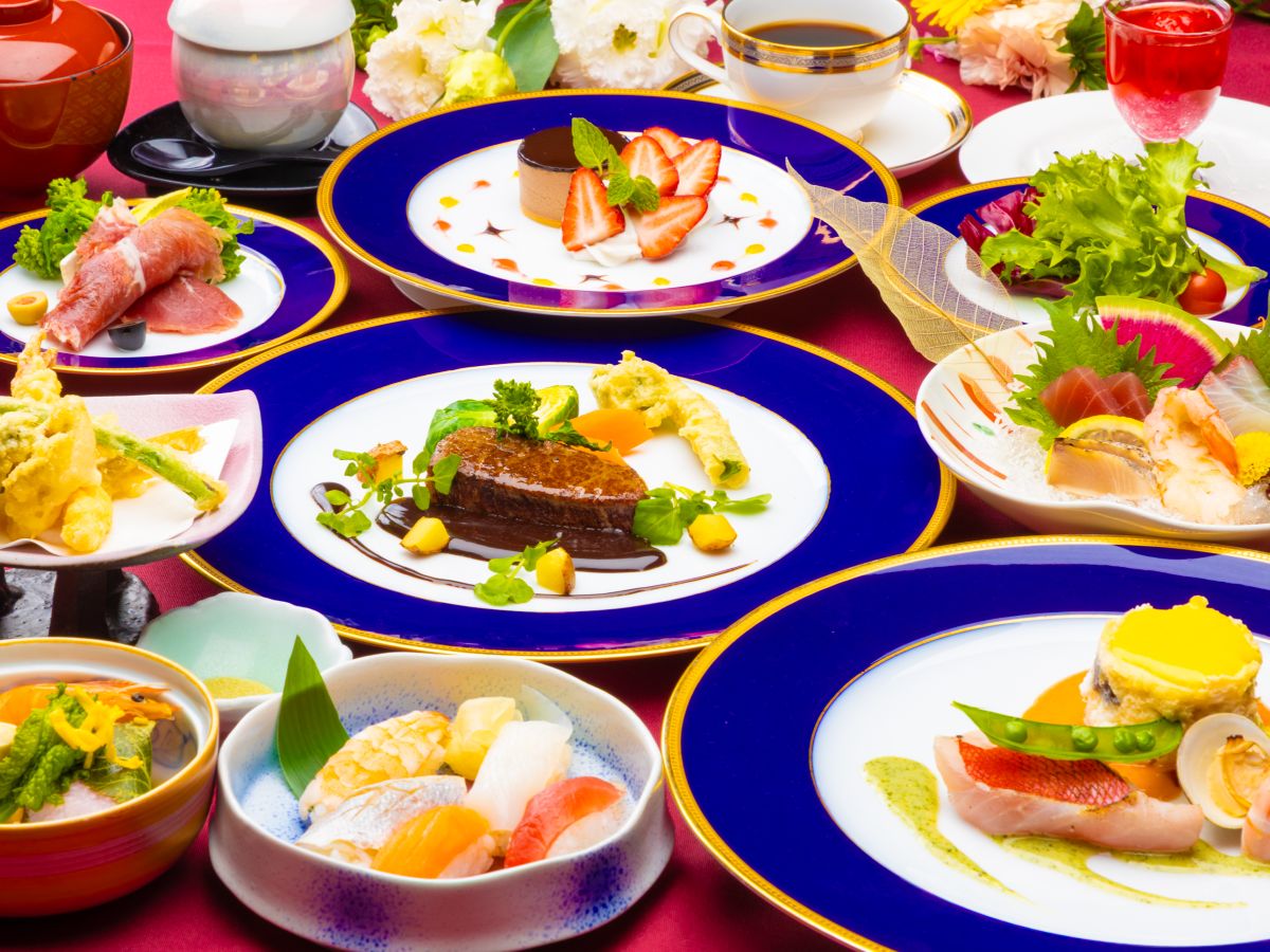 ～シェフ特選素材の和洋折衷～　新鮮なお造りをはじめ、県産みかわ牛や金目鯛などの贅沢食材愉しむ最上級コ