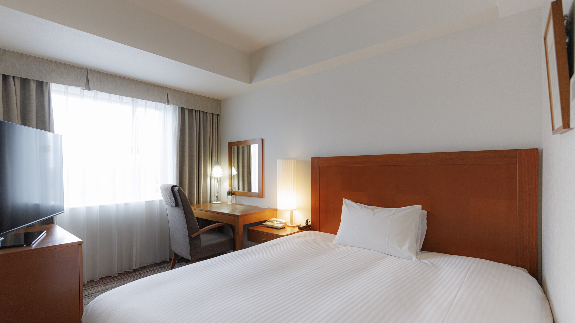 【スタンダードダブルルーム　18.1㎡】