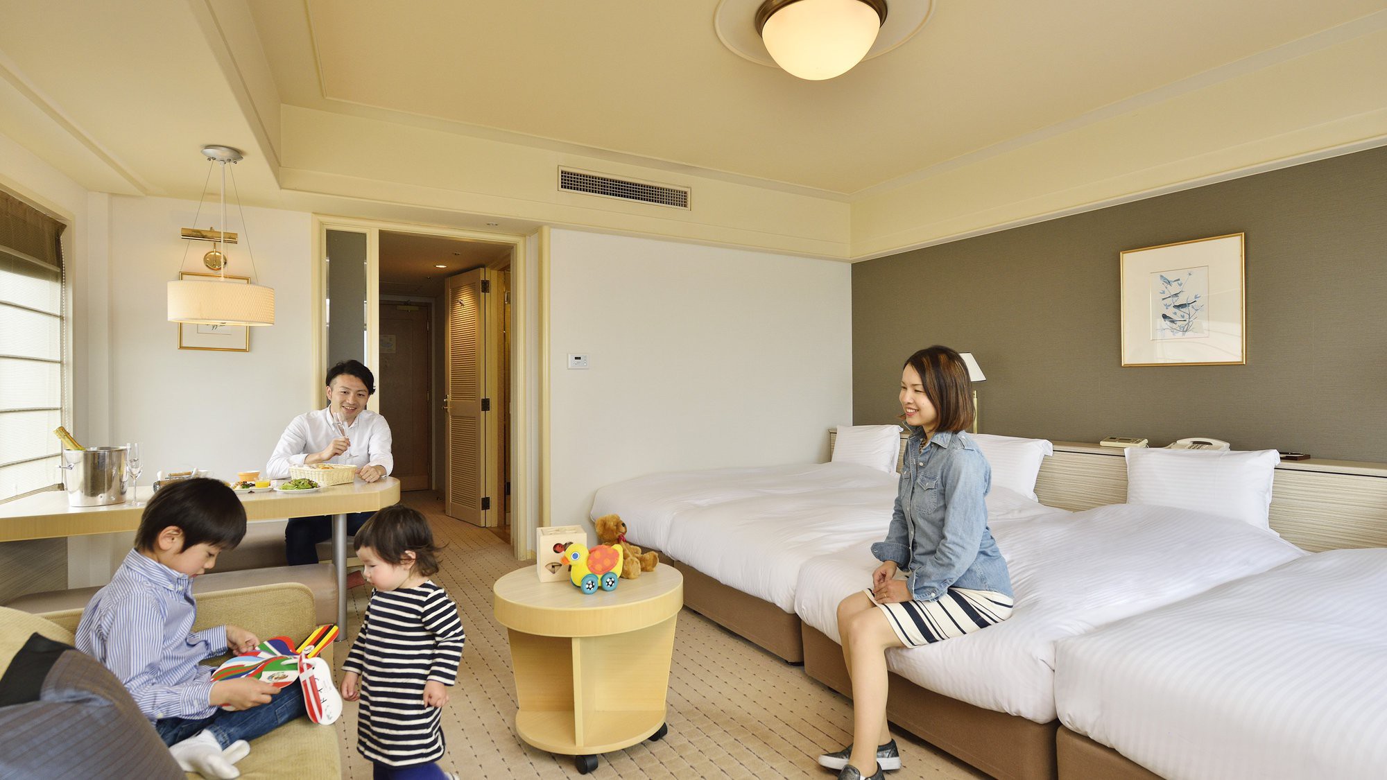 【Family Room】4～5名定員・48平米(8～12F)