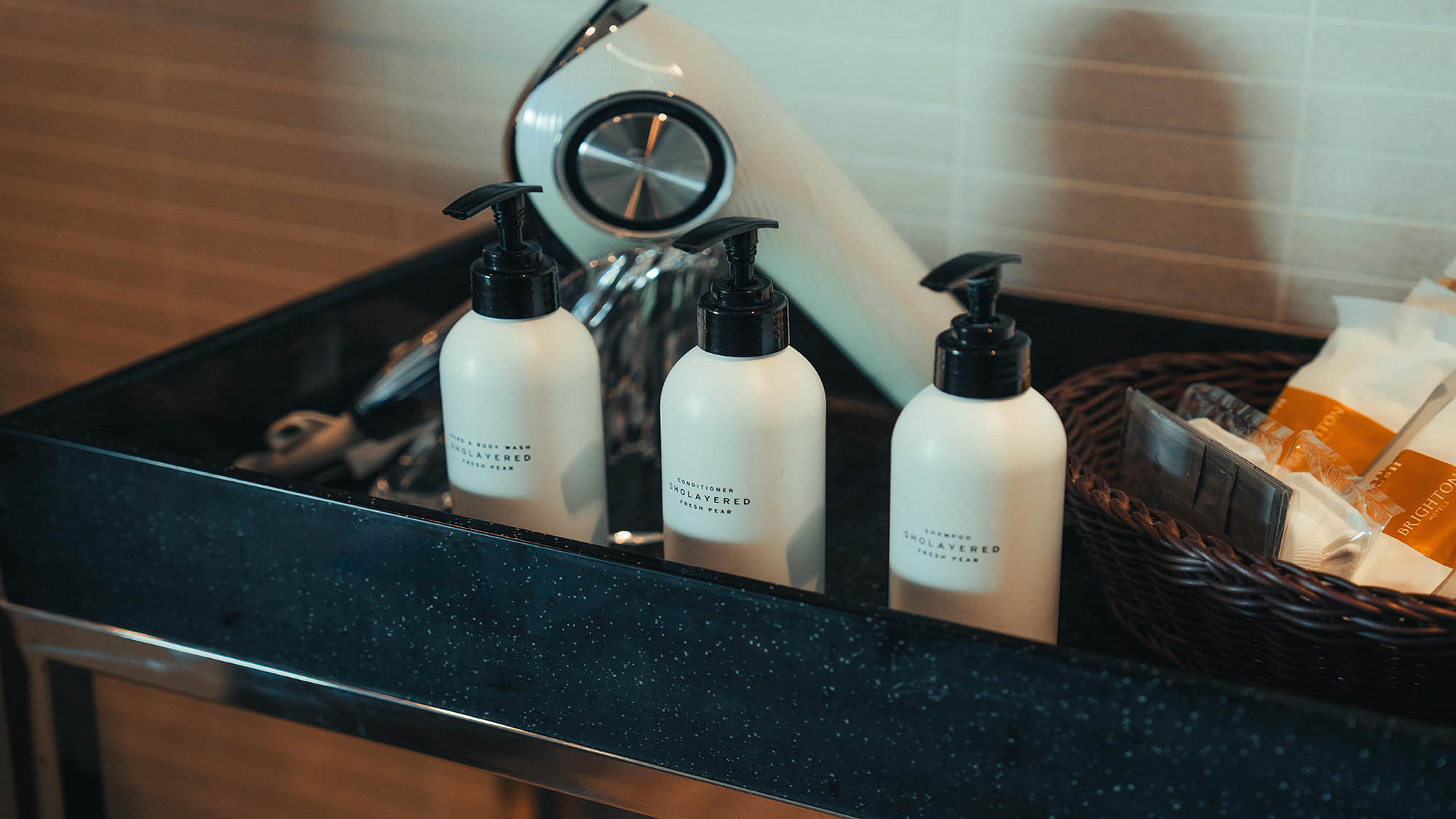 【PREMIUM DOORS】「SHOLAYERED(ショーレイヤード)」のバスアメニティ